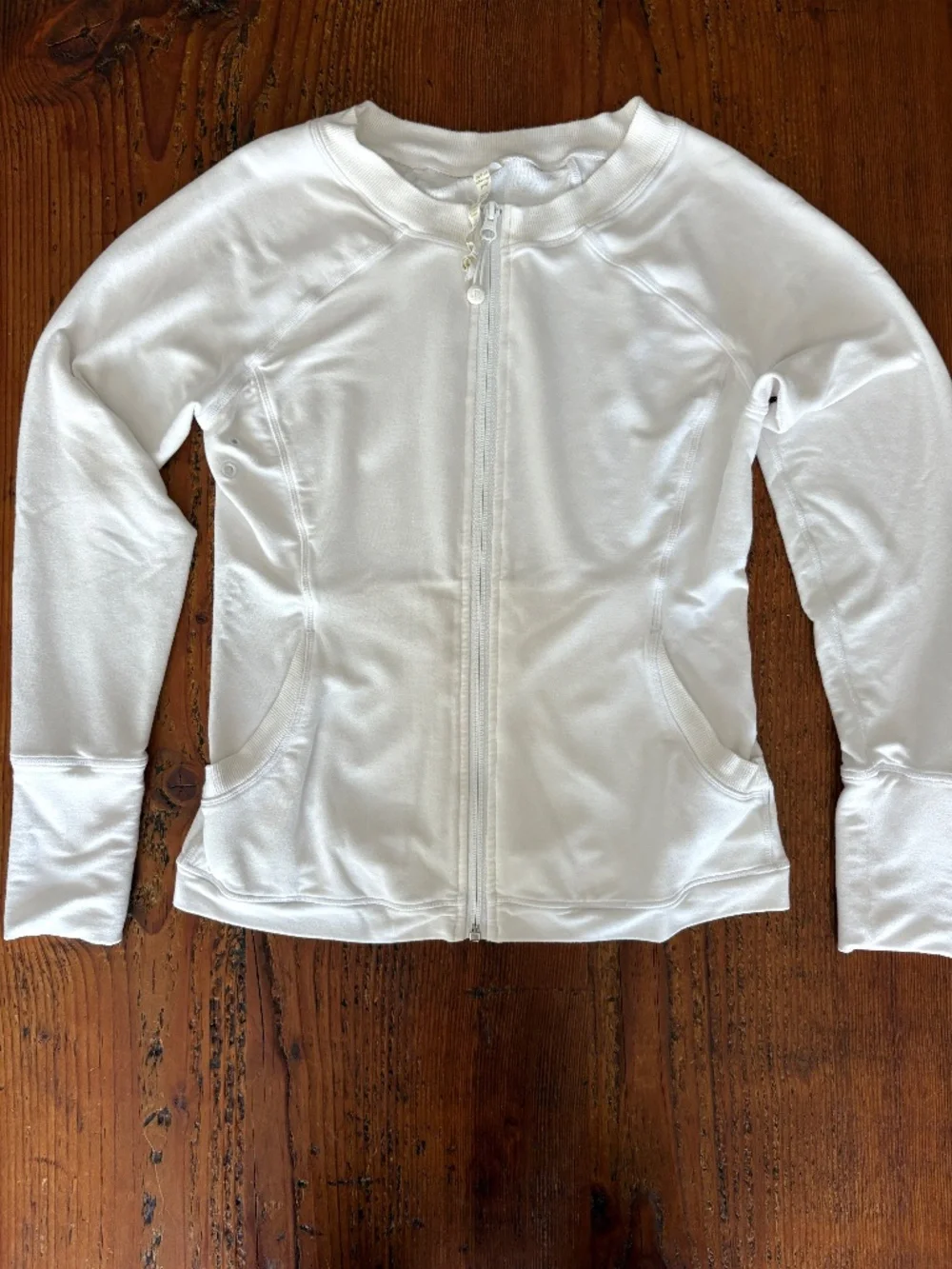 Y2K Lululemon White Soft Jacket, Thumb Holes, Pockets, Size 6, Zippered